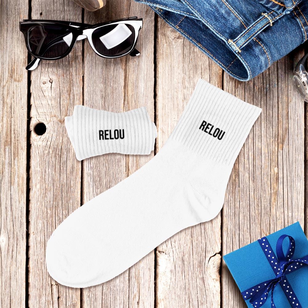 Chaussettes blanches relou homme  
