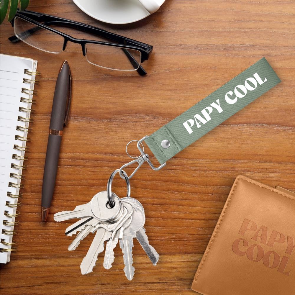 Porte cles laniere papy cool