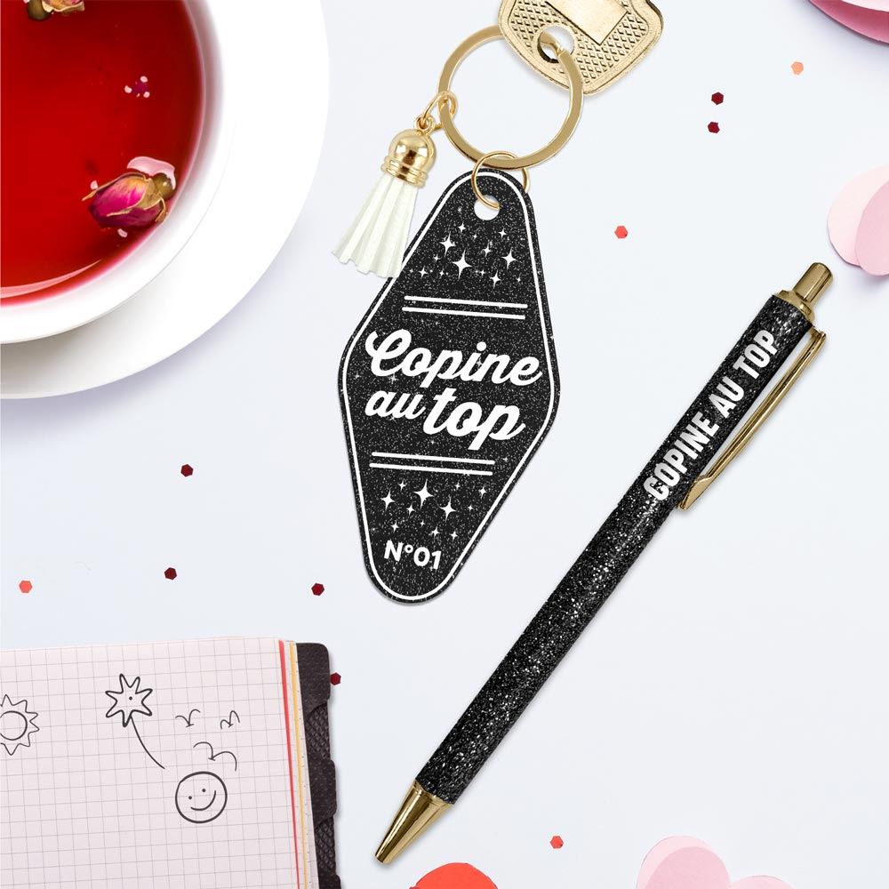Duo paillettes porte cles motel et stylo copine au top