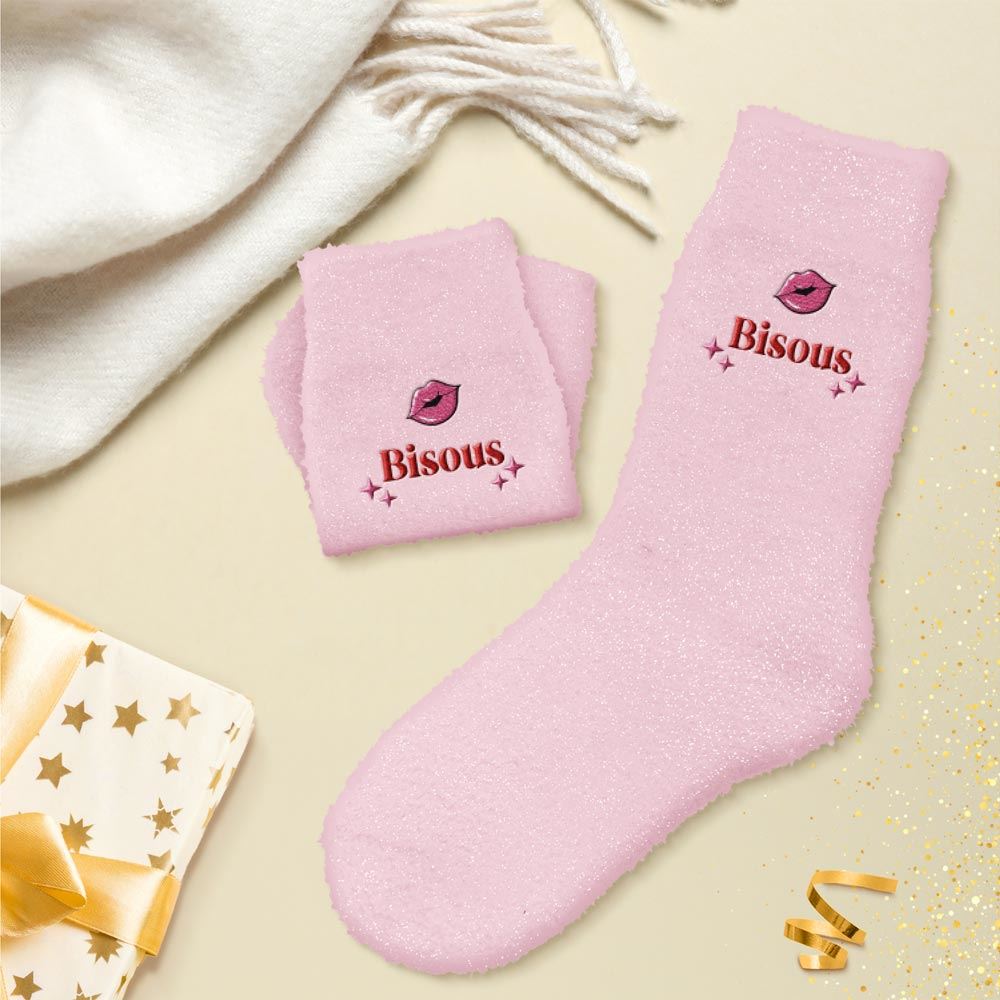 Chaussettes pilou brodees a paillettes bisous