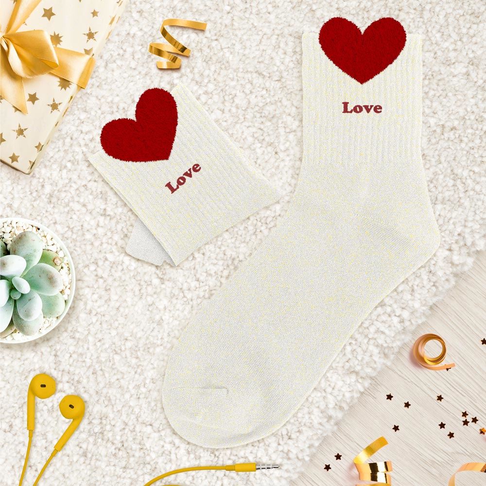 Chaussettes paillettes tuftees love cŒur rouge