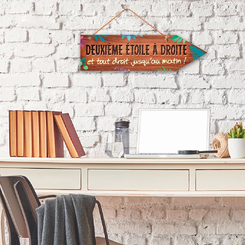 Plaque fleche "deuxieme etoile..."