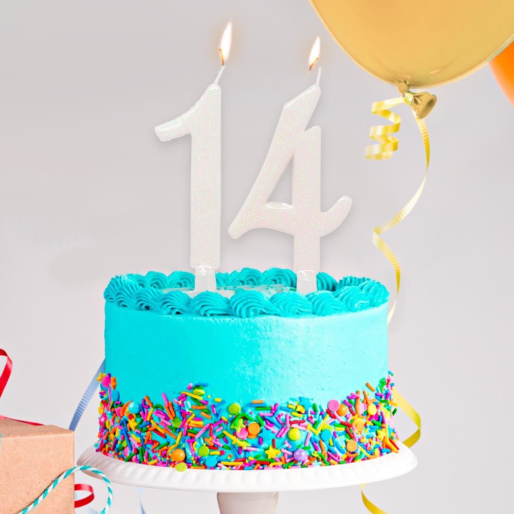 Bougie chiffre irisee blanche 4