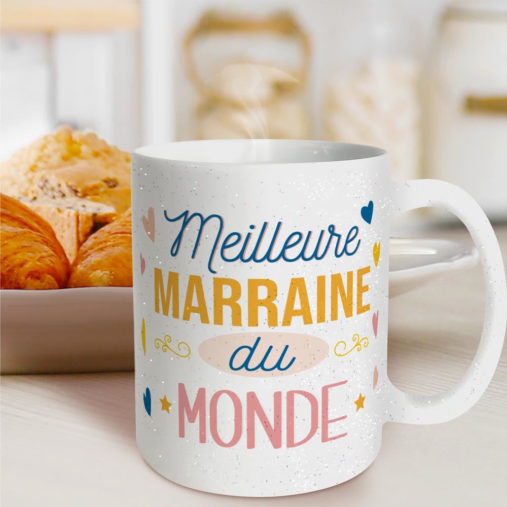 Mug a paillettes "meilleure marraine"
