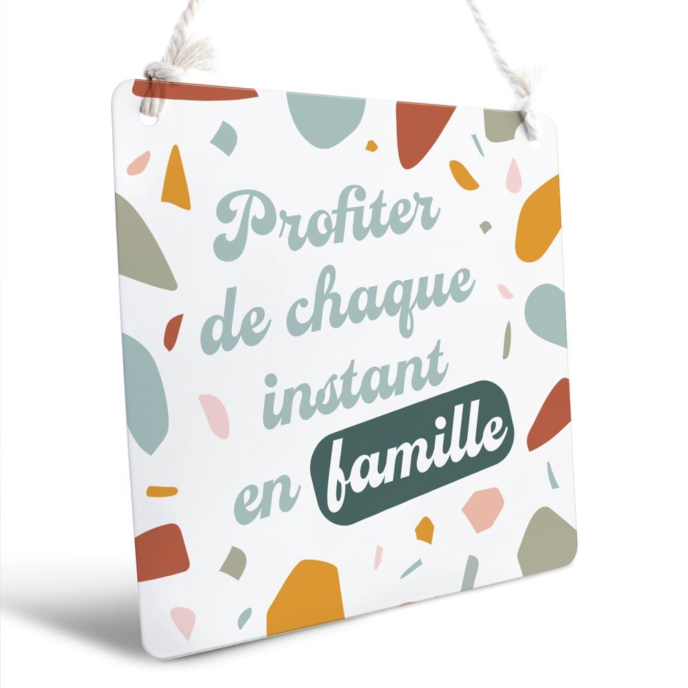 Plaque metal "en famille" 20x20cms