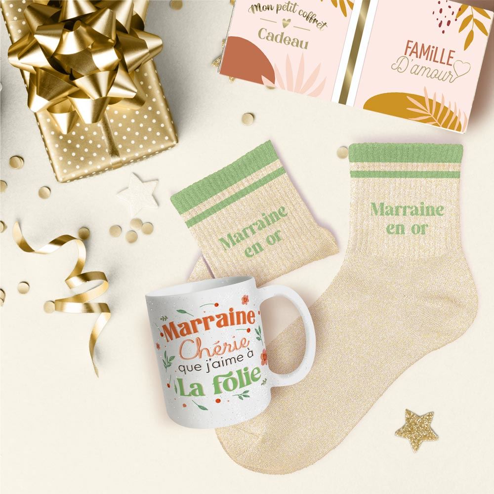 Coffret mug chaussettes paillettes affectif marraine en or