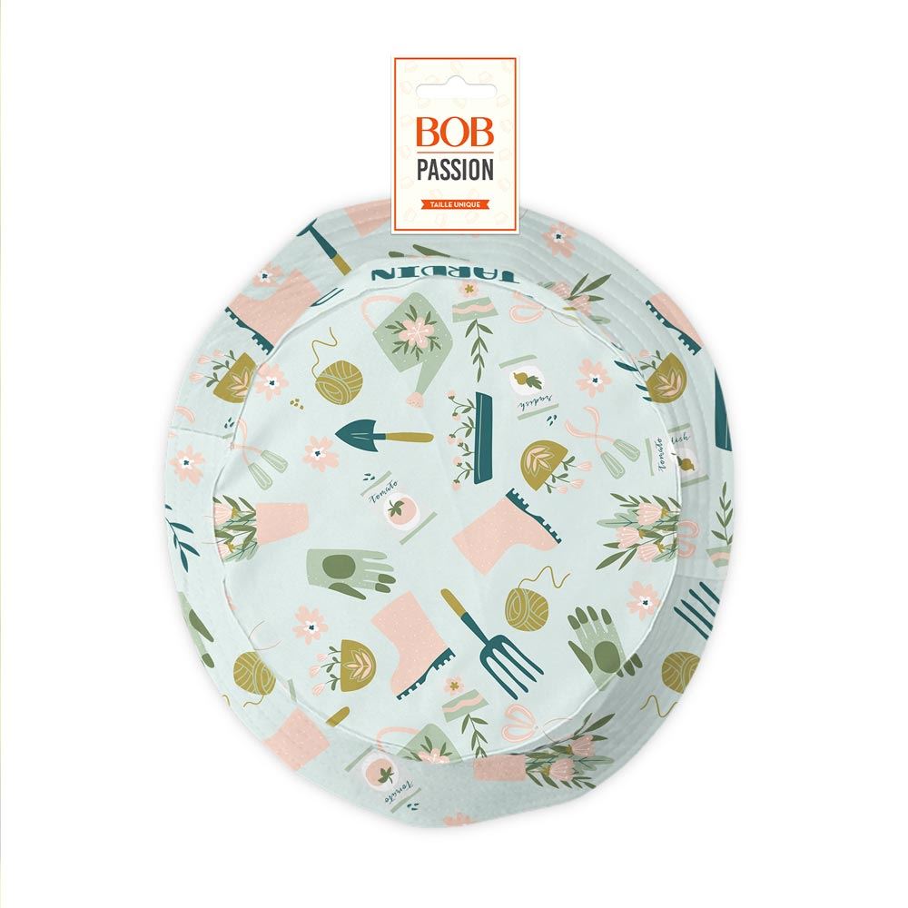 Bob femme jardinage