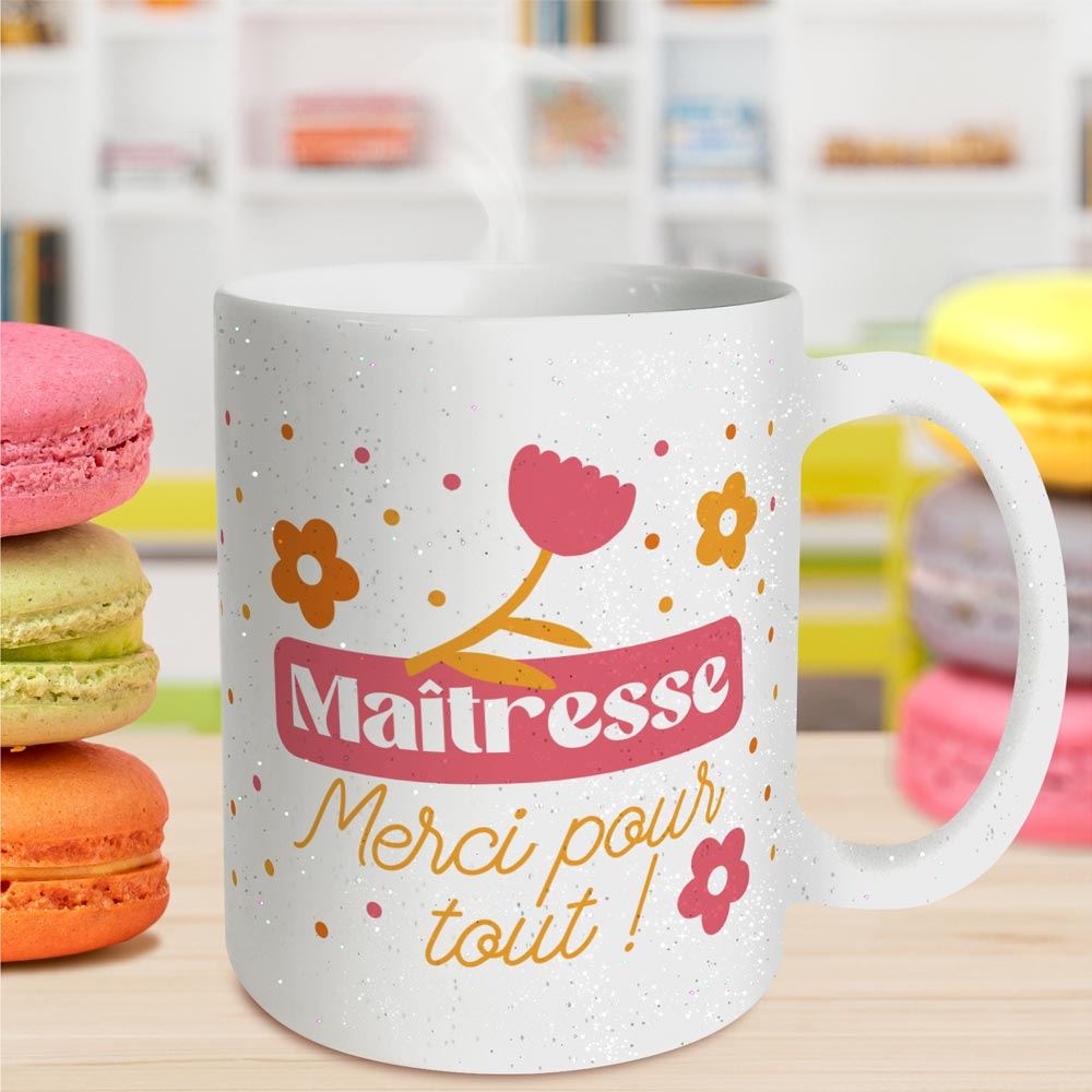 Mug a paillettes maitresse merci
